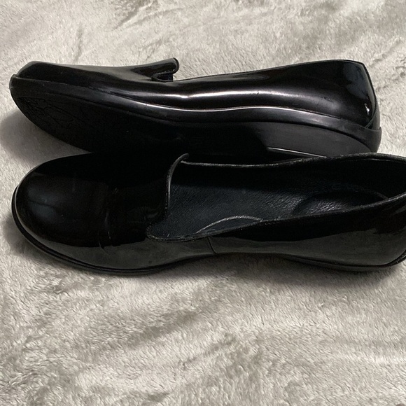 Women's Black Dansko Shoes - Picture 1 of 4